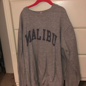 BRANDY MELVILLE MALIBU SWEATSHIRT!!